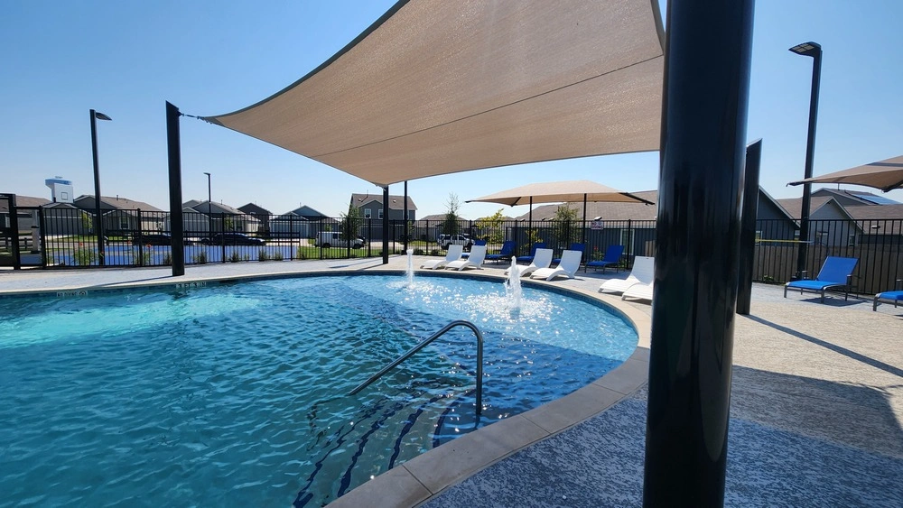 Firefly Pointe