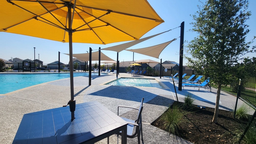 Firefly Pointe